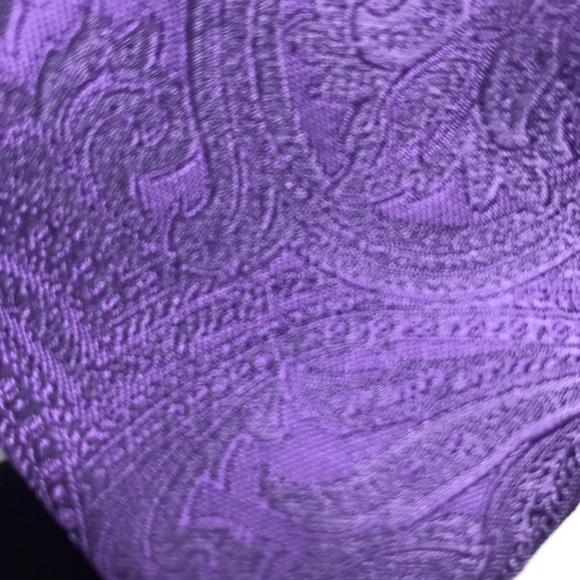 U.S. Polo Assn. Purple Paisley Tie - Picture 3 of 5